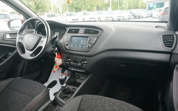 Hyundai i20 cena 45700 przebieg: 57331, rok produkcji 2018 z Działdowo małe 466